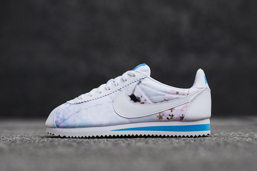 nike cortez cherry